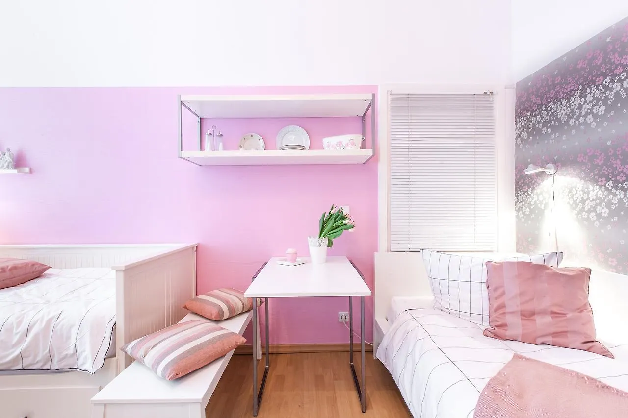 Susses 1-Zimmer-Apartment In Kollwitzplatz-Nahe Berlin